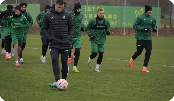 NK Istra 1961 započela zimske pripreme u Balama, na prvom treningu 30 igrača i jedan na probi-157655