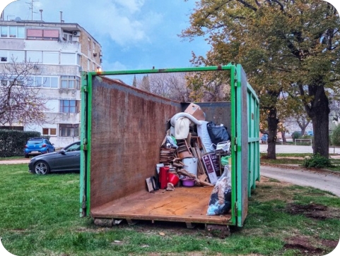 Akcija prikupljanja glomaznog otpada u Puli dobro napreduje, slijede nove lokacije-156910