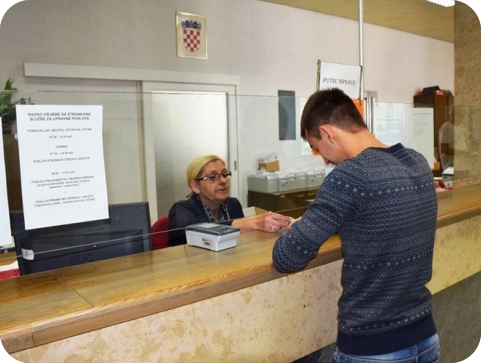 Na šalter predao nevažeću rusku vozačku dozvolu i zatražio hrvatsku-162041