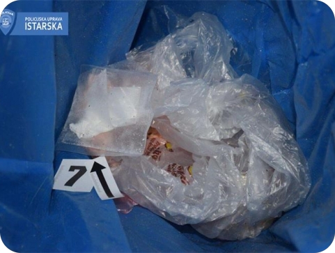 Labinska policija kazneno prijavila muškarca zbog preprodaje droge-128854