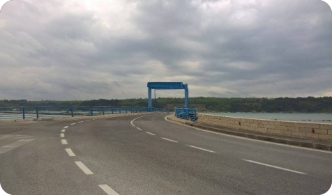 Poginuo vozač na mostu Antenal nakon slijetanja automobila u more-161247