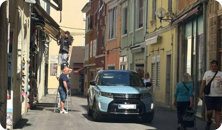 Automobilom ušao u Ulicu Sergijevaca u Puli-161487