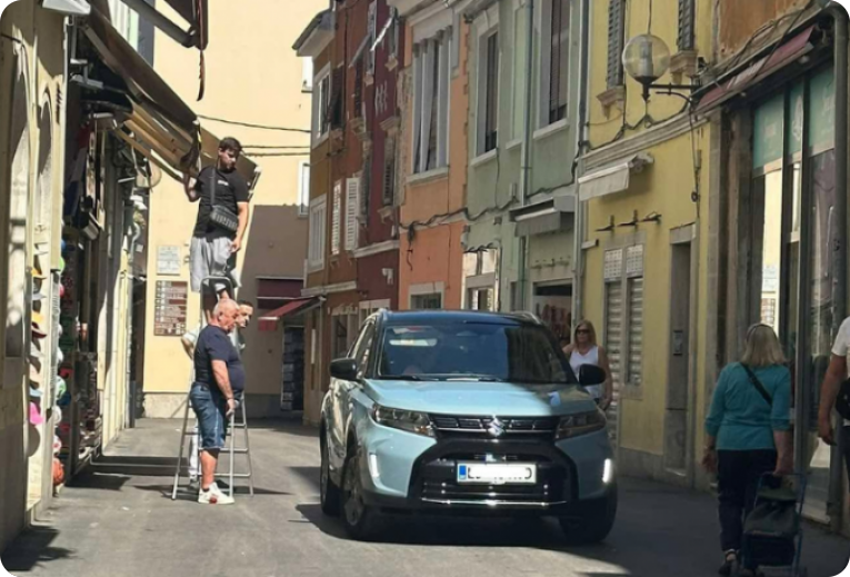 Automobilom ušao u Ulicu Sergijevaca u Puli-161487