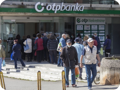 Banke nude besplatan račun, ali većinu građana čeka odlazak u poslovnicu-157618