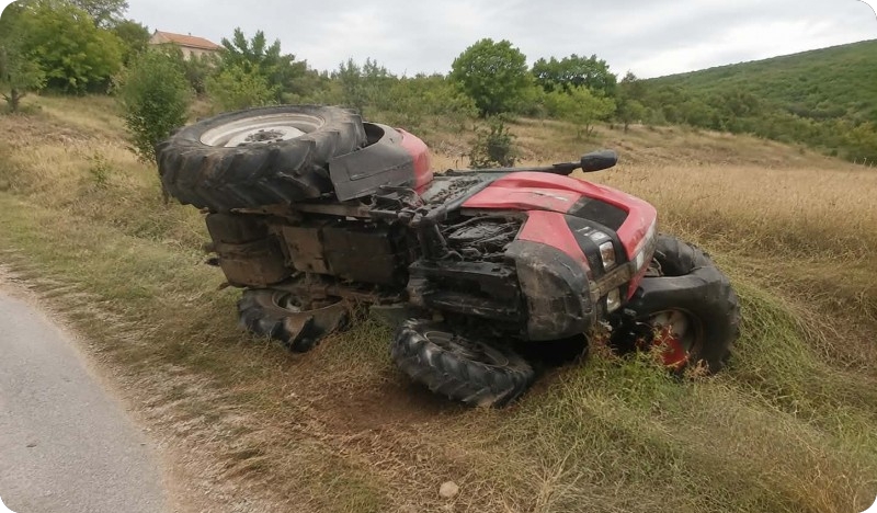 Teško ozlijeđen vozač traktora u Vrhu kod Buzeta-162689