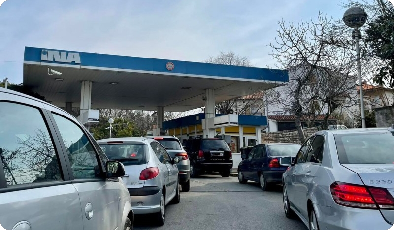 Benzin jako poskupio, pogledajte nove cijene goriva-126719