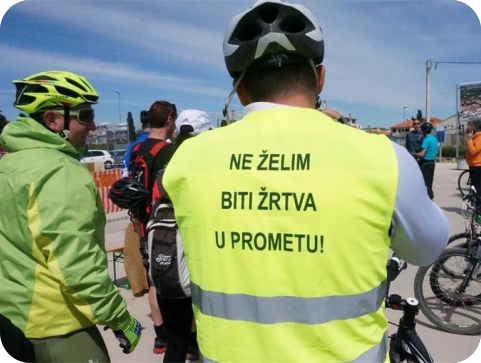 U Poreču teško ozlijeđena vozačica električnog bicikla-157849