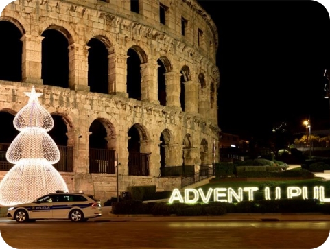 Policija: Vesela, ali sigurna novogodišnja noć u Istri-157599