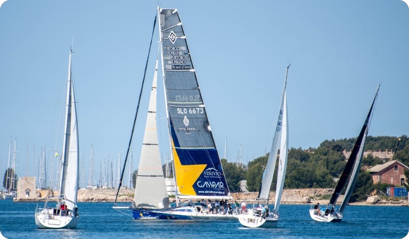 Brioni kup ponovno oduševio, 44 posade jedrile oko Brijuna-160170