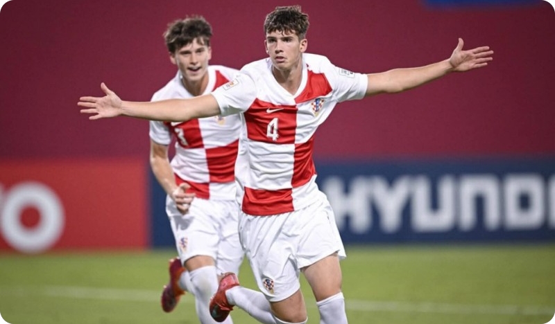 Hrvatska U-17 ispala nakon penala, sporna situacija kod penala Kumara-156530