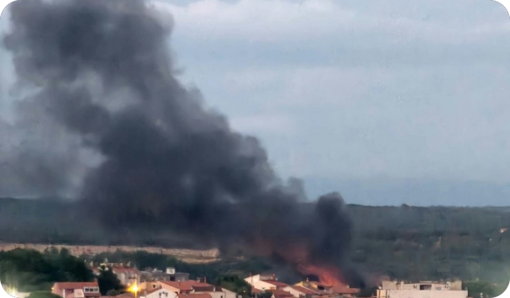 Gori u Metisu, iz grada pozvali žitelje Šijane, Velog Vrha i Štinjana da ne izlaze iz domova (VIDEO)-164135