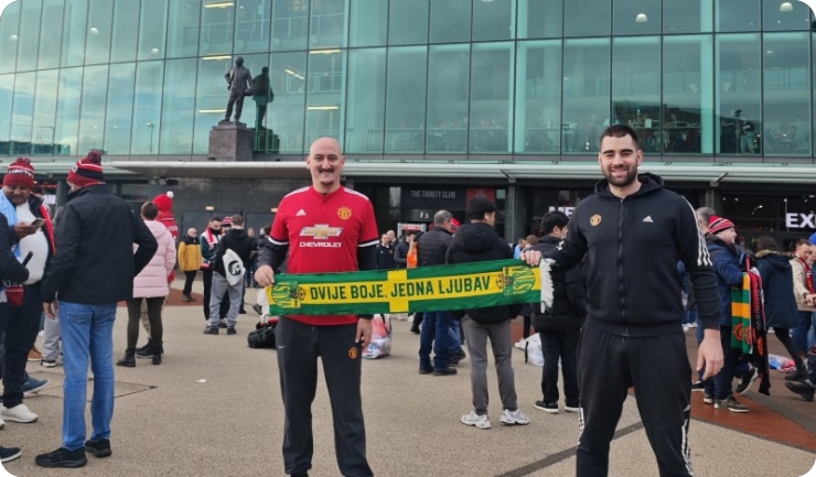 Jedini u razredu navijali za United, nakon 17 godina sudbina ih spojila u Manchesteru-157905