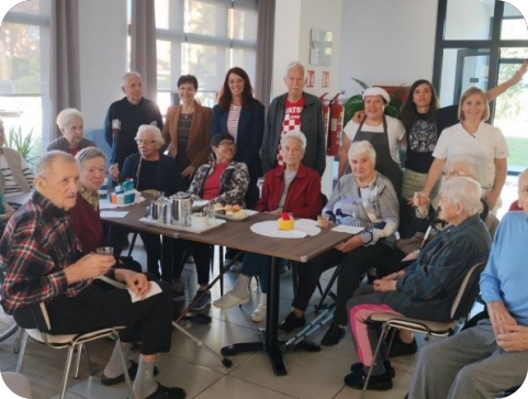 Pazin obilježio Međunarodni dan starijih uz druženje, kviz i susret s najmlađima-163970