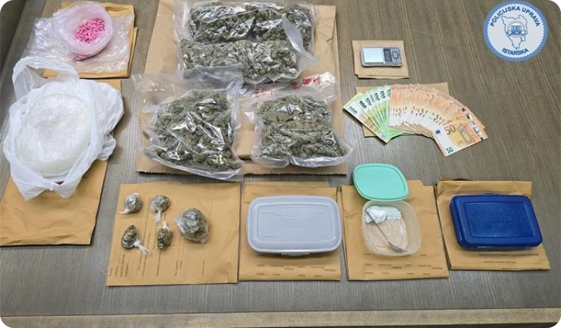 Velika zapljena u Puli, policija oduzela 1,2 kg amfetamina i 1,1 kg marihuane-156168