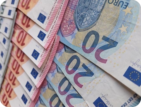 Mislili da trguju kriptovalutama pa shvatili da su prevareni za velike novčane iznose-164330
