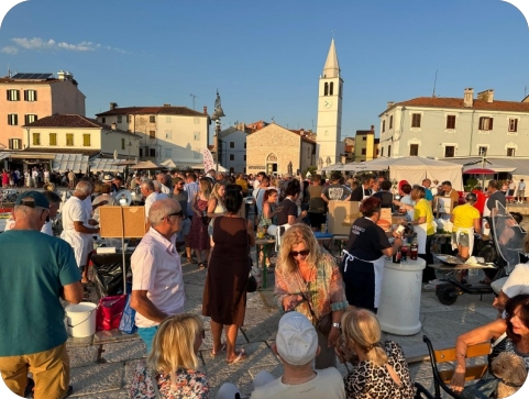 Uz lonce brodeta i puno smijeha, Fažana slavila svoju ribarsku baštinu (FOTO)-162425