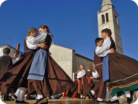 Najveća učenička smotra folklora Istre ove subote stiže u Fažanu-161114