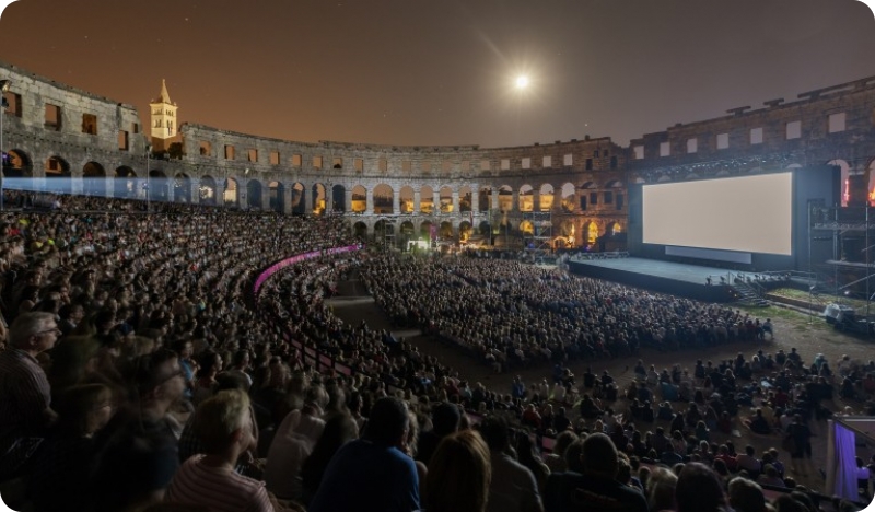 Arena se ponovno pretvara u kino pod zvijezdama, stiže 73. Pula Film Festival!-161817