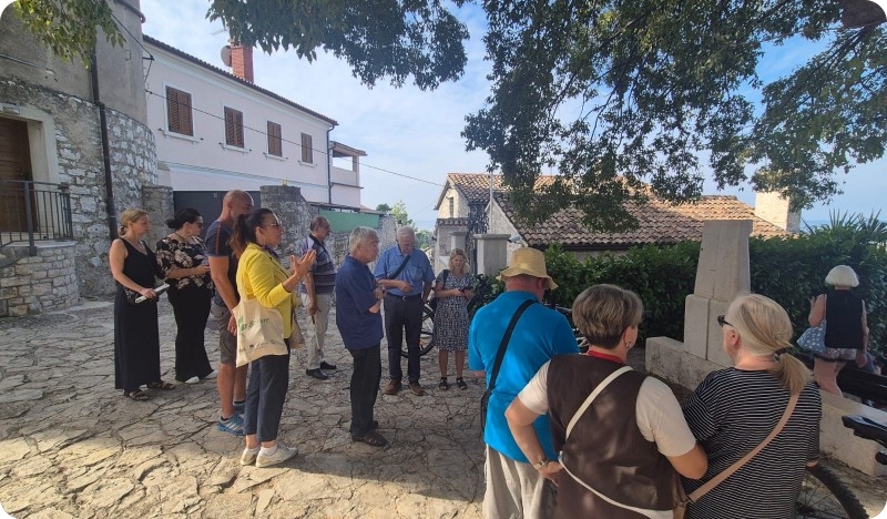 Inkluzivno druženje članova Udruge slijepih Istarske županije u Vrsaru-163680