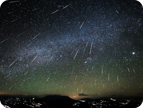 Noći sa sjajnim i sporim meteorima, Geminidima-123081