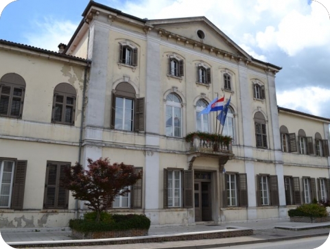 Na dvije lokacije u Pazinu bit će otežano prometovanje te zabranjeno parkiranje-127325