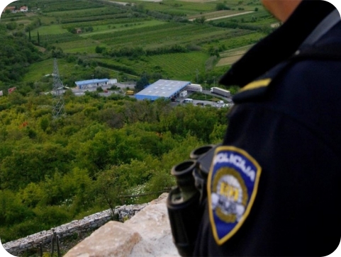 Kosovar za 150 eura pokušao švercati Turke preko granice, sad je u zatvoru-126864