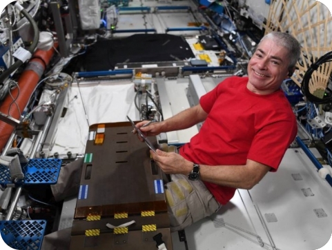 Najduži boravak američkog astronauta u svemiru-125473