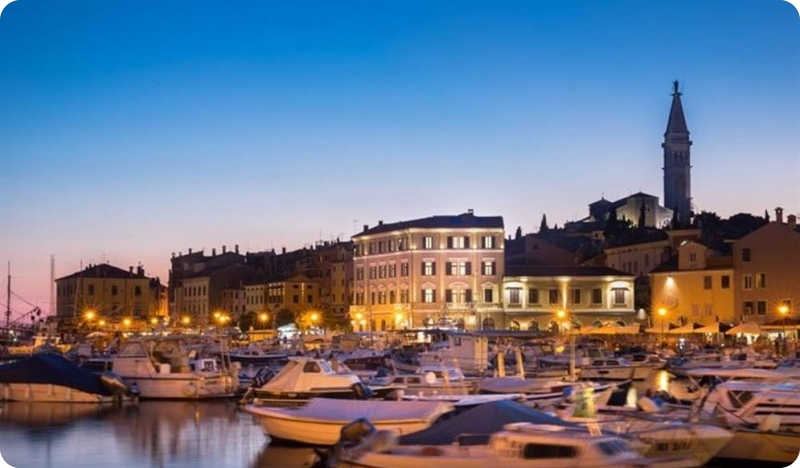 Hotel Adriatic u Rovinju nagrađen Loved by guests 2016.nagradom-69370