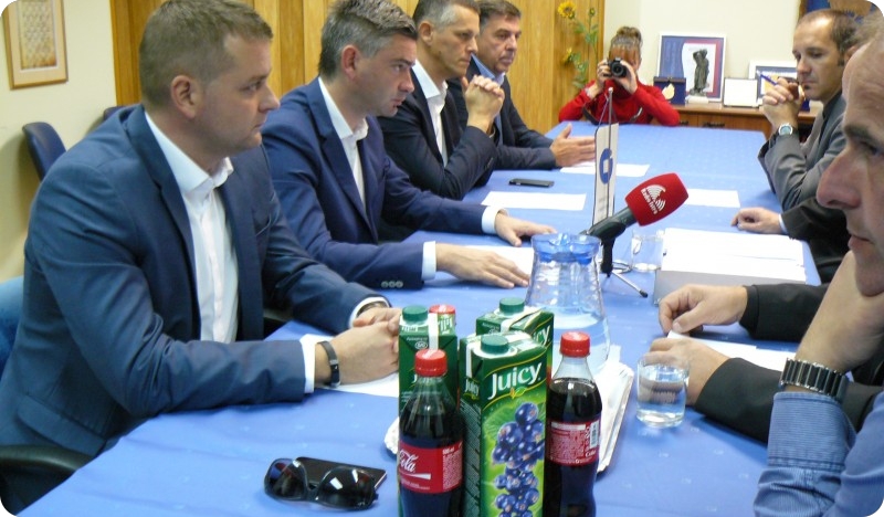 Kandidati koalicije IDS-PGS-RI u Obrtničkoj komori IŽ-je-62937