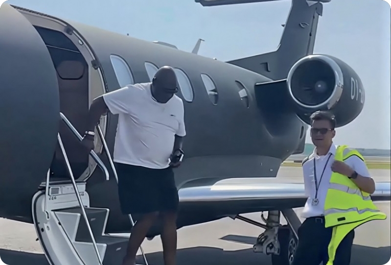 Carl Cox privatnim avion sletio u Pulu!-162678