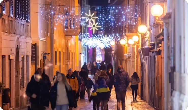 Prvi vikend Adventa Poreč ispunio sva očekivanja, a nastavlja se uz nastupe, živu glazbu i zabavu-149091