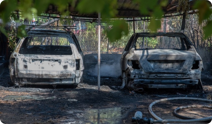 Priveden 58-godišnjak koji je zapalio dva automobila u Jadreškima-128456