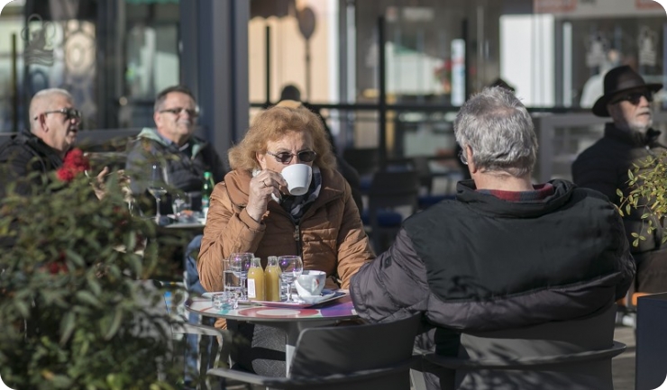 Napojnicu možete konobaru ostaviti i putem kartice-142027