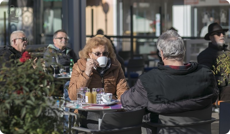 Napojnicu možete konobaru ostaviti i putem kartice-142027