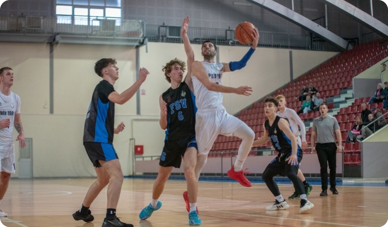 Pula 1981 uvjerljiva na Malom Lošinju – stotka za nastavak niza!-156587