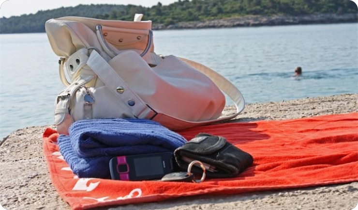 Otuđio ruksak s novcima njemačkim turistima s plaže na Zlatnom rtu u Rovinju-128493