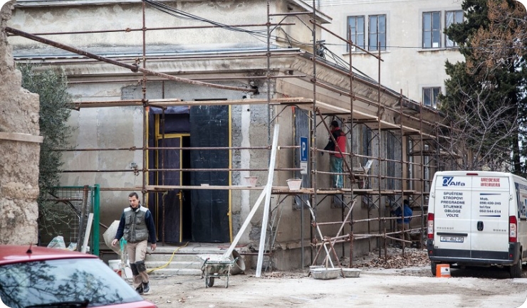 Radovi na Kući istarskog maslinovog ulja u punom jeku…-74760