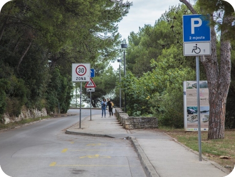 Od danas se uvodi jednosmjerni promet i parkirna mjesta na dijelu Ulice Lungomare-127163