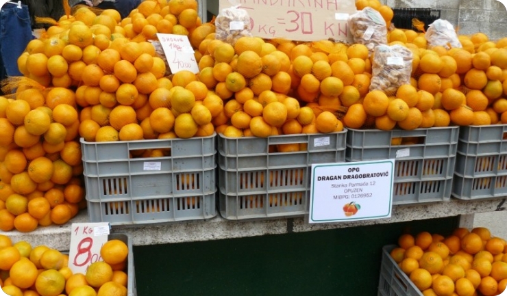 Mandarine prevladavaju tržnicom-63253