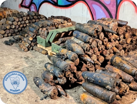 VIDEO: Uklonjena eksplozivna sredstva kod pulskog lukobrana-160763