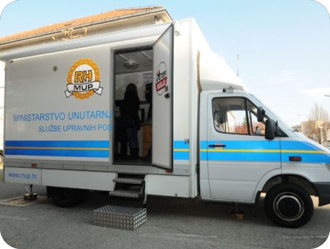 Prijenosni šalter za upravne poslove u Medulinu-63299
