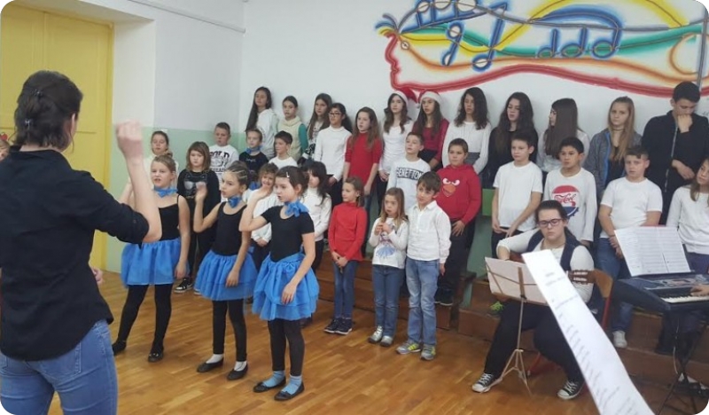 Predblagdanska priredba u OŠ Monte Zaro Pula-64295