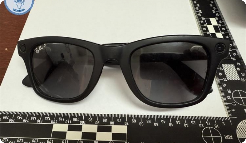 Novi slučaj pedofilije na istarskim plažama, Amerikanac prijavljen zbog snimanja djece na plaži-154115