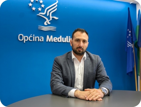 Ivan Kirac: Drage mještanke i mještani sretan dan Općine Medulin!-161384