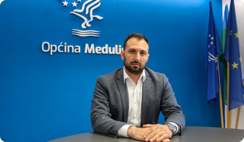 Ivan Kirac: Drage mještanke i mještani sretan dan Općine Medulin!-161384