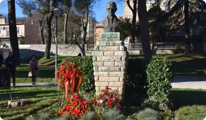 Obilježena 79. godišnjica smrti slavnog izumitelja Nikole Tesle-123700