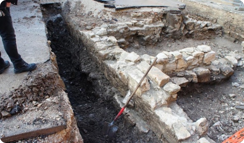 Na igralištu OŠ Centar pronađeni ostaci vila iz rimskog doba-65389