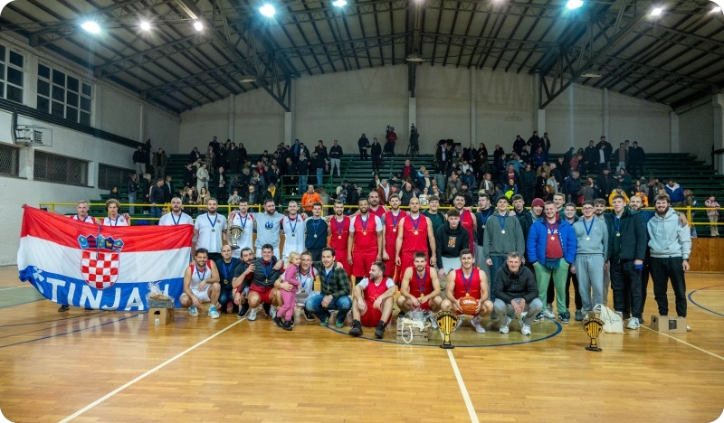 Finale Pattinaggio kupa pred punom dvoranom! Vesna Loborika slavila, Dasko briljirao u tricama-157563