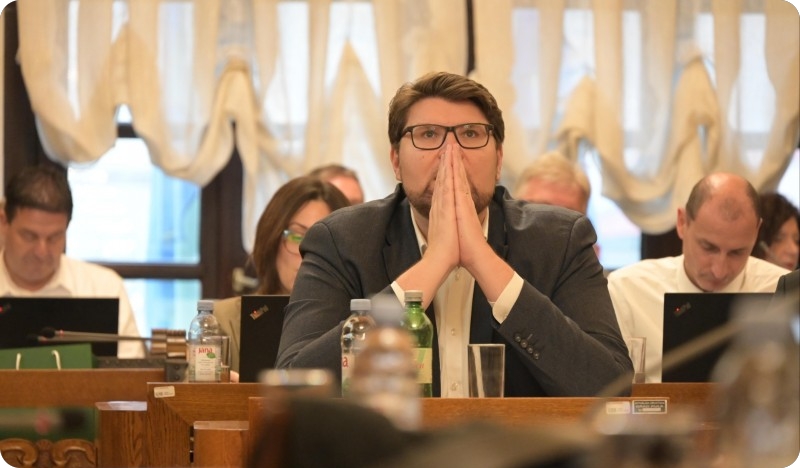 Grbin: „Početak Adventa bio je pogrešan. Žao mi je zbog toga. Iduće godine bit će drugačije“-157331