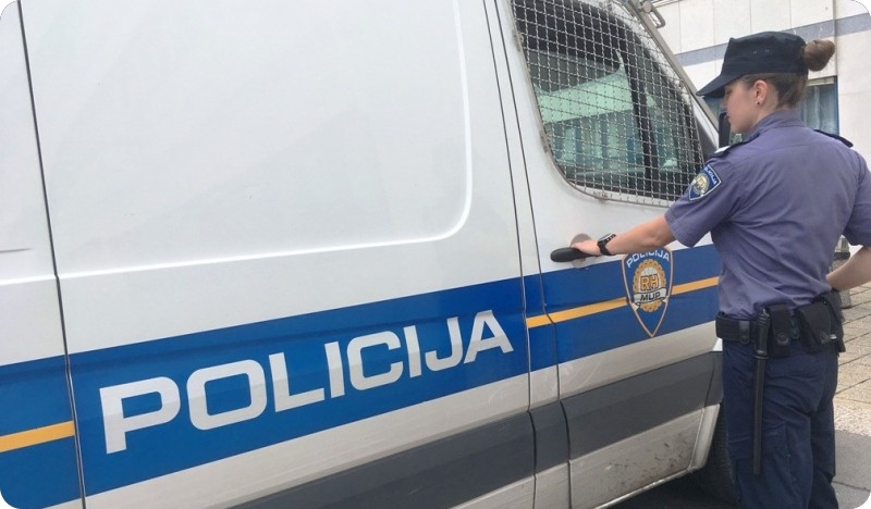 Muškarac ženi prijetio smrću, razbio retrovizor i konstantno je uznemiravao preko mobitela-123992